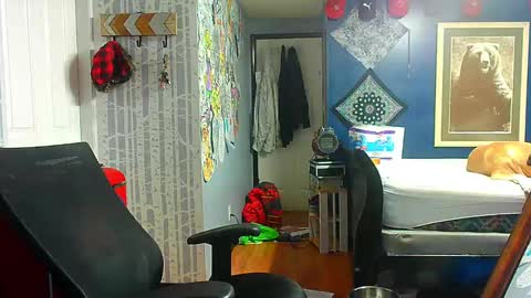 who dares  toss me some  tips lets have fun online show from October 1, 2025, 12:38 am