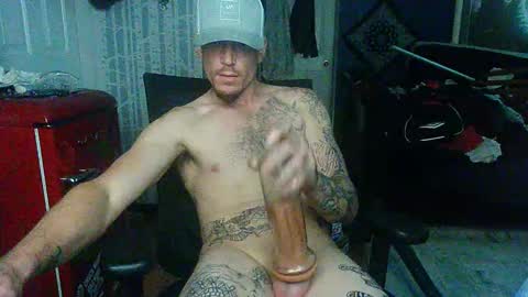 who dares  toss me some  tips lets have fun online show from October 15, 2025, 11:38 pm