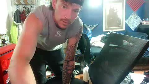 Snapshot of oh_you_know69 chatting on May 4, 2026, 6:48 pm who dares toss me some tips lets have fun online show from May 4, 2026, 6:48 pm