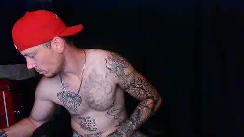 Snapshot of oh_you_know69 chatting on June 1, 2026, 6:04 am who dares toss me some tips lets have fun online show from June 1, 2026, 6:04 am