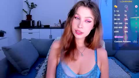 Snapshot of ohmymiami_ chatting on September 17, 2025, 10:11 pm Light online show from September 17, 2025, 10:11 pm
