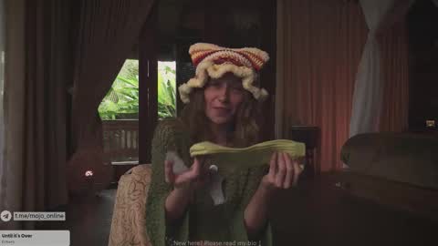 Snapshot of ohmymojo chatting on February 15, 2026, 8:02 am Mo online show from February 15, 2026, 8:02 am