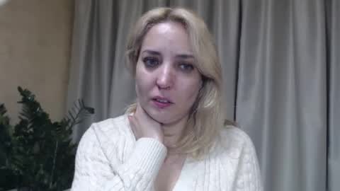 Mari online show from October 14, 2025, 4:19 pm