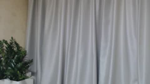 Snapshot of ohsweetmari chatting on February 22, 2026, 12:15 pm Mari online show from February 22, 2026, 12:15 pm