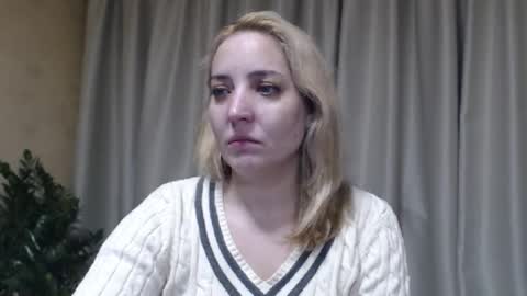 Snapshot of ohsweetmari chatting on February 26, 2026, 12:26 pm Mari online show from February 26, 2026, 12:26 pm