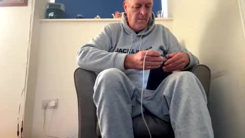 Snapshot of oiljames167 chatting on September 12, 2025, 8:36 am oiljames167 online show from September 12, 2025, 8:36 am