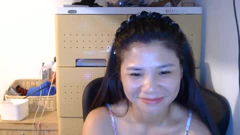 oinjer09 online show from June 7, 2026, 2:48 am