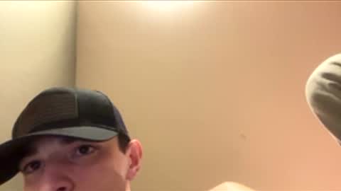 Oklahomanstrokes1 online show from April 27, 2026, 5:16 am