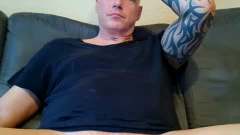 Snapshot of olavdelux chatting on September 12, 2025, 8:58 am olavdelux online show from September 12, 2025, 8:58 am