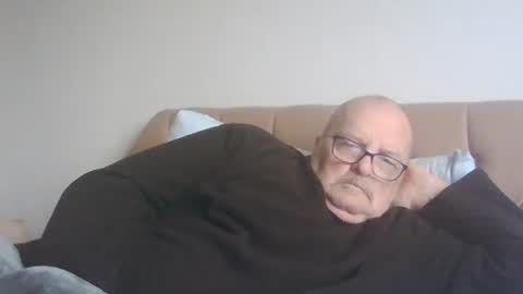 old_fkr online show from December 11, 2024, 12:55 pm