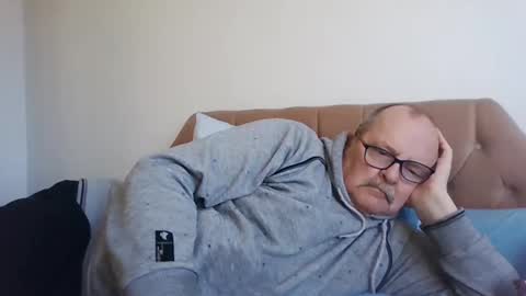 old_fkr online show from February 28, 2025, 10:20 am