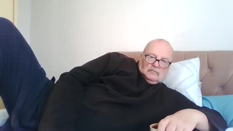 old_fkrr_ online show from November 2, 2025, 11:56 am