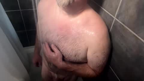 oldbones2 online show from September 11, 2025, 12:00 am