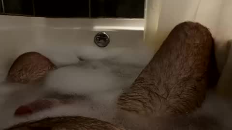 oldbones2 online show from October 10, 2025, 1:37 am