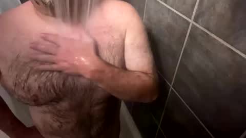 oldbones2 online show from October 12, 2025, 12:31 am