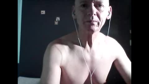 oldbuthorny62 online show from February 22, 2025, 10:52 pm