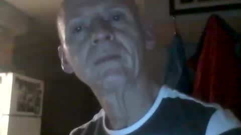 oldbuthorny62 online show from October 26, 2025, 5:13 am