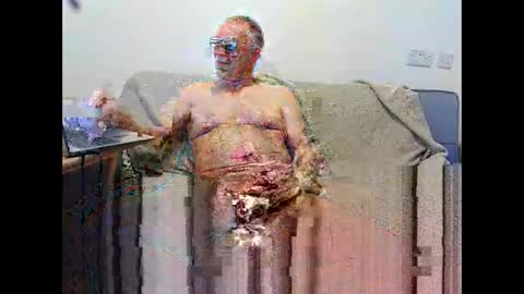 oldercock1411 online show from November 8, 2025, 3:23 pm