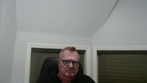 oldguybigd online show from December 22, 2025, 5:04 am