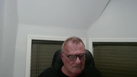 oldguybigd online show from May 4, 2026, 5:03 am