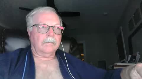 Snapshot of oldlakeguy chatting on March 11, 2025, 5:27 am OldLakeGuy online show from March 11, 2025, 5:27 am