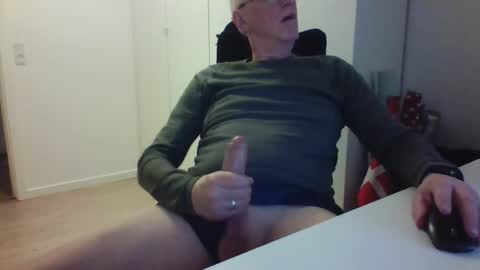 Snapshot of oldth chatting on January 15, 2026, 7:57 am oldth online show from January 15, 2026, 7:57 am