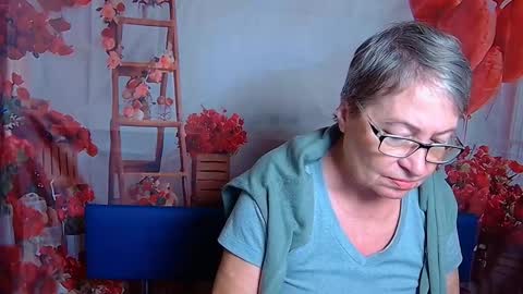 Snapshot of olgaluck chatting on February 13, 2026, 6:53 am OlgaLuck online show from February 13, 2026, 6:53 am