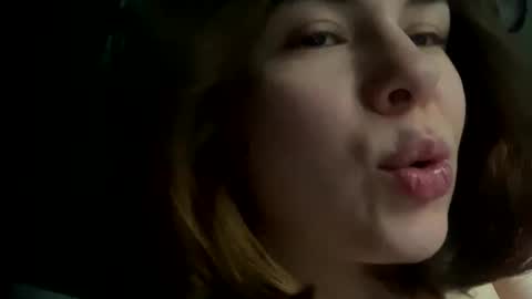 Oil online show from November 3, 2025, 9:32 am