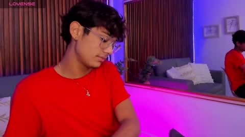 oliver20__ online show from May 3, 2026, 3:29 pm