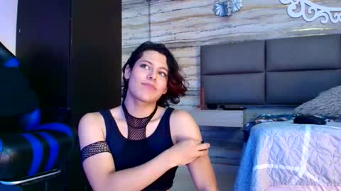 Oliver  online show from December 20, 2025, 1:23 am