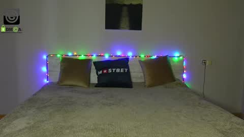 Snapshot of oliver_baker chatting on December 27, 2024, 3:04 pm Oliver  Kaen online show from December 27, 2024, 3:04 pm