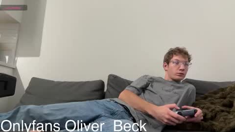 Oliver Beck online show from November 19, 2025, 11:38 pm