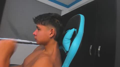 Oliver bray online show from October 28, 2025, 2:31 pm