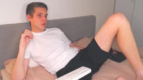 Oliver online show from September 20, 2025, 2:51 pm