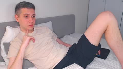 Oliver online show from April 8, 2026, 2:28 pm