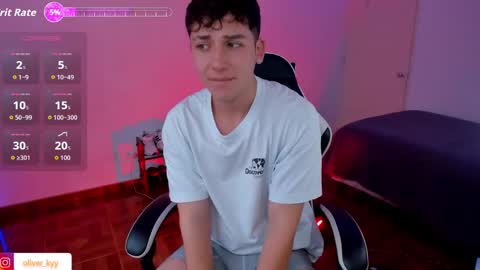 oliveeer online show from October 21, 2025, 7:25 pm