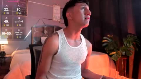 oliver mr  online show from November 18, 2025, 8:46 pm