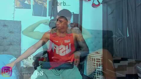 oliver_smith_2 online show from November 29, 2025, 4:21 pm