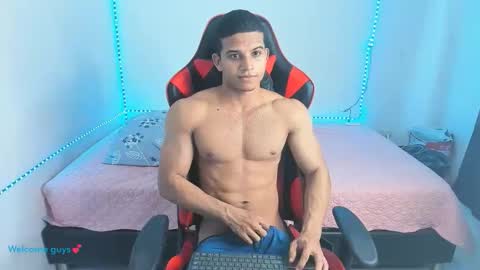 Snapshot of oliver_thompsson chatting on May 3, 2026, 9:54 pm oliver thompsson online show from May 3, 2026, 9:54 pm