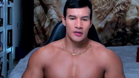 oliver_tommy online show from November 9, 2025, 2:10 am