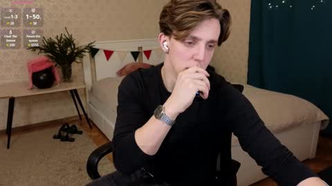 Oliver Evans online show from January 2, 2025, 10:55 pm