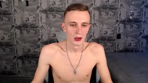 Snapshot of oliverfresh chatting on February 19, 2025, 12:11 pm Oliver online show from February 19, 2025, 12:11 pm