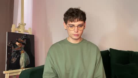 Snapshot of oliverlawrence chatting on June 2, 2026, 11:56 am oliverlawrence online show from June 2, 2026, 11:56 am