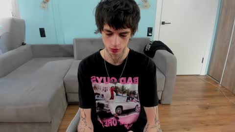 oliverrgroove online show from January 12, 2025, 8:25 am