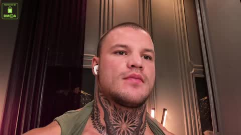 Snapshot of oliversport chatting on December 23, 2024, 1:35 pm OliverSport online show from December 23, 2024, 1:35 pm