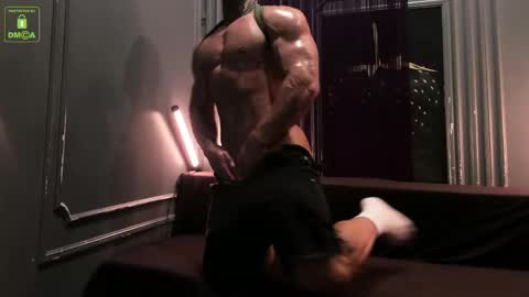 Snapshot of oliversport chatting on February 19, 2025, 3:49 pm OliverSport online show from February 19, 2025, 3:49 pm