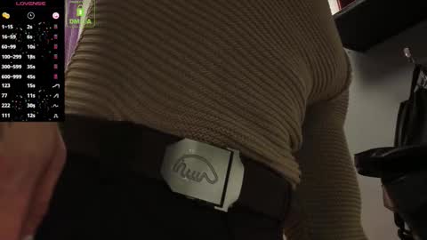 Snapshot of oliversport chatting on September 11, 2025, 3:56 pm OliverSport online show from September 11, 2025, 3:56 pm