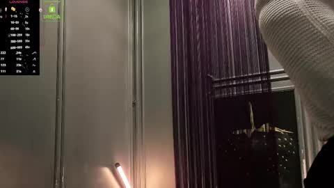 Snapshot of oliversport chatting on November 7, 2025, 3:45 pm OliverSport online show from November 7, 2025, 3:45 pm