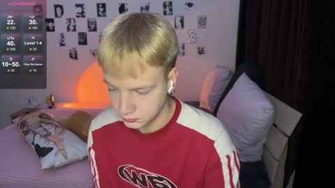 oliver online show from October 26, 2025, 4:07 am