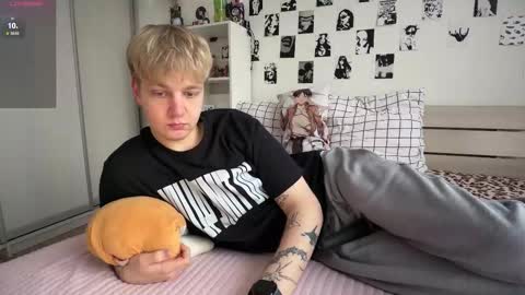 oliver online show from March 16, 2026, 12:53 pm